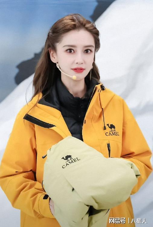 ！现身直播间盛世美颜犹在资源却严重降级qy千亿国际Angelababy解封了(图6)