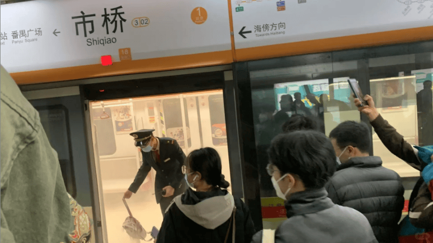 底试运行！这里现轮胎杀手！店铺被撬锁开灯！金价创新高！球友会网站寒潮！大风降温！